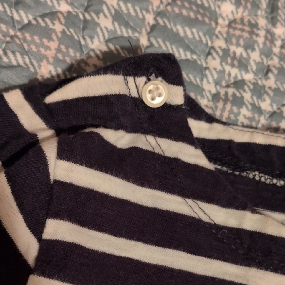 OshKosh B'gosh Striped and Polka Dot Outfit With Coral Accents - Picture 5 of 10